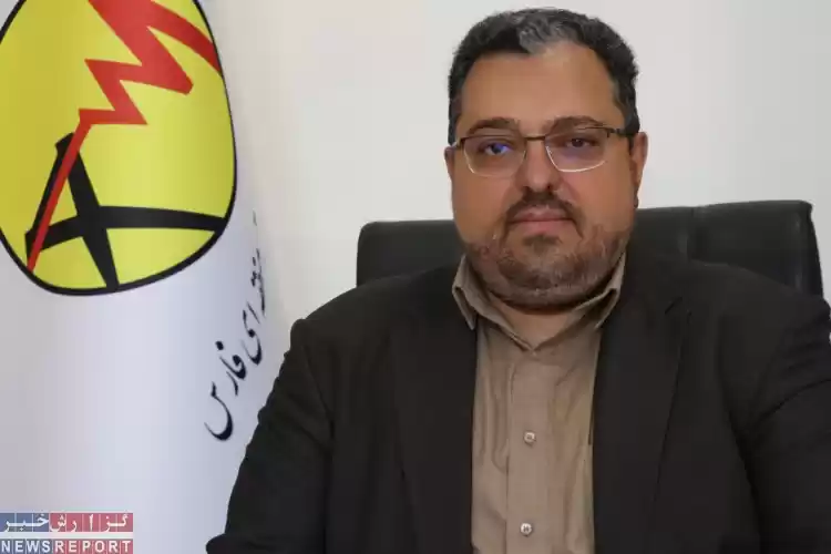 معاون شرکت توانیر از معاون منابع انسانی برق منطقه ای فارس تقدیر کرد