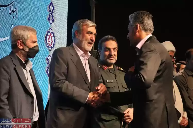 تجلیل از ۱۴ گروه جهادی سپاه ناحیه محمد رسول الله (ص) شیراز در جشنواره تجلیل از جهادگران سپاه فجر 